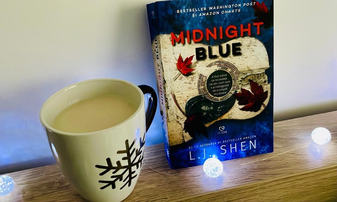 Midnight Blue FOTO Alexandra Pătrașcu