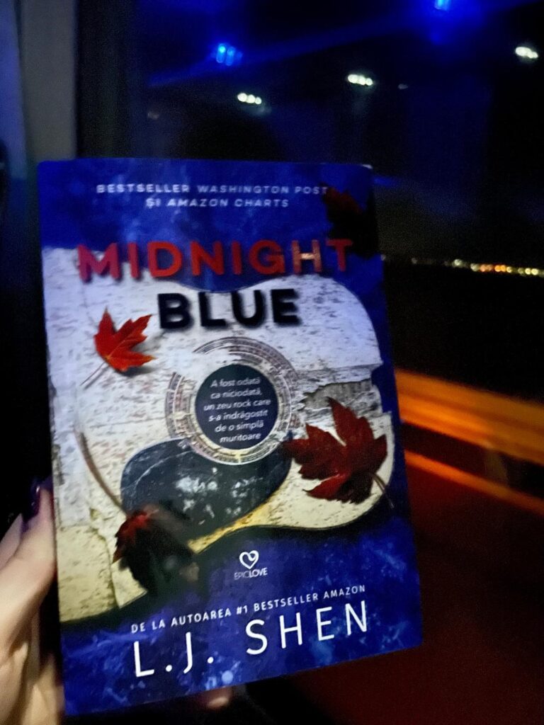 Midnight Blue, varianta Dark